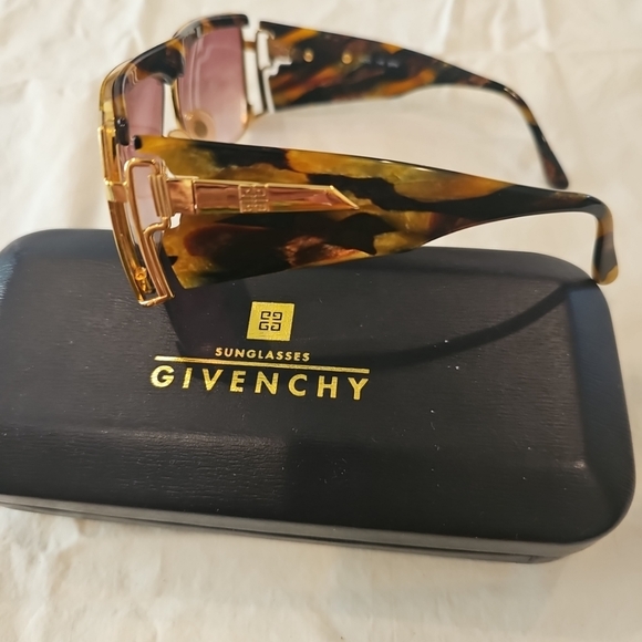 Vintage Givenchy Sunglasses - Picture 2 of 8